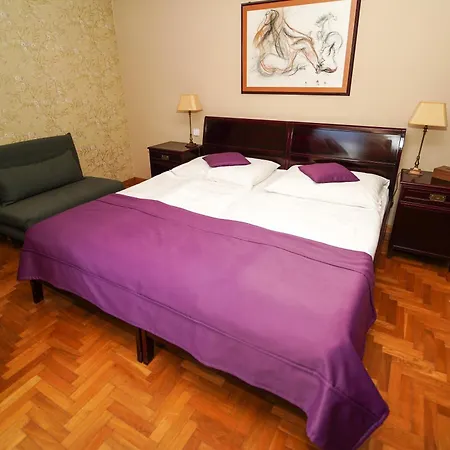 Отель Rezidence